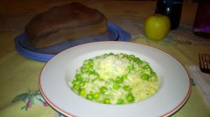 Risotto primaverile di piselli al profumo di limone e menta